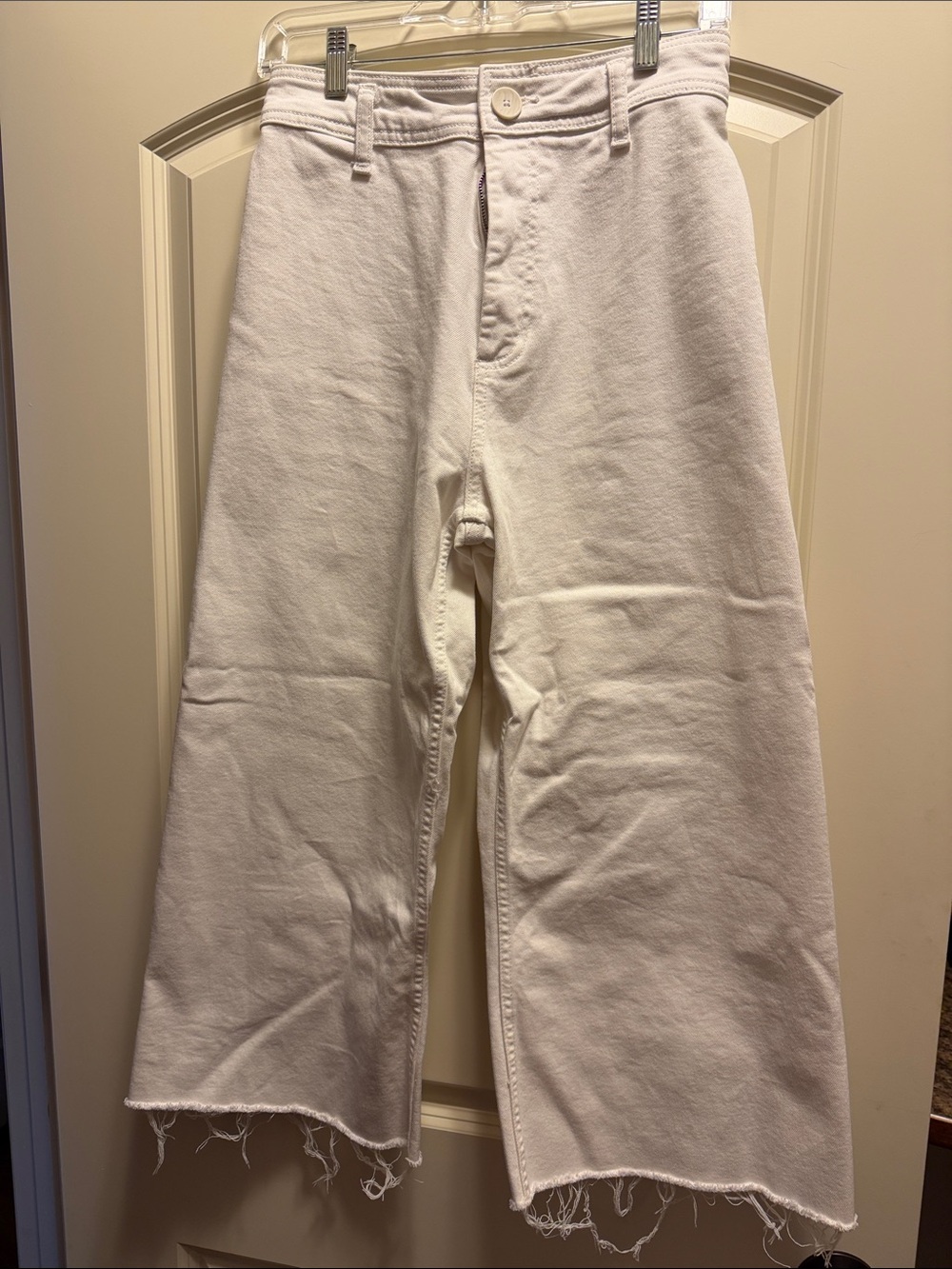 Zara White Wide Leg Frayed Hem Jeans